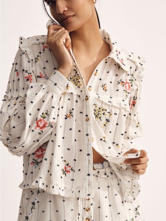 Pilcro Tops - Anthropologie Pilcro Seaside embroidered floral top shirt jacket M